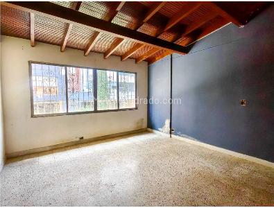 Casa de 5 alcobas en venta en Conquistadores, Medellín, 297 m² · foto 17 de 18