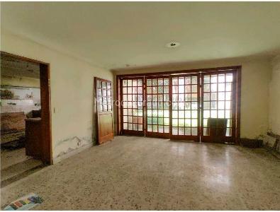 Casa de 5 alcobas en venta en Conquistadores, Medellín, 297 m² · foto 4 de 18