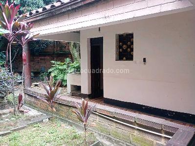 Casa de 5 alcobas en venta en Laureles, Medellín, 424 m² · foto 10 de 20