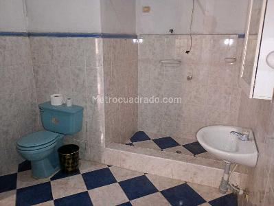 Casa de 5 alcobas en venta en Laureles, Medellín, 424 m² · foto 6 de 20