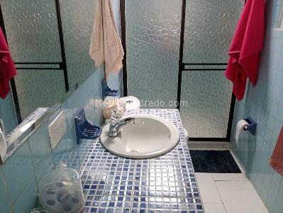 Casa de 5 alcobas en venta en Laureles, Medellín, 210 m² · foto 12 de 20