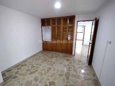 Apartamento en venta en Laureles, Medellín · foto 2 de 20