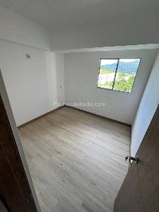 Apartamento de 3 alcobas en venta en Norteamerica, Bello, 80 m² · foto 9 de 11
