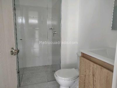Apartamento de 2 alcobas en venta en Suramerica, Itagüí, 67 m² · foto 10 de 17