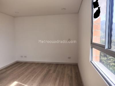Apartamento de 2 alcobas en venta en Suramerica, Itagüí, 67 m² · foto 11 de 17
