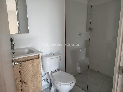 Apartamento de 2 alcobas en venta en Suramerica, Itagüí, 67 m² · foto 13 de 17
