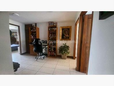 Apartamento en venta en El Poblado, Medellín · foto 17 de 20