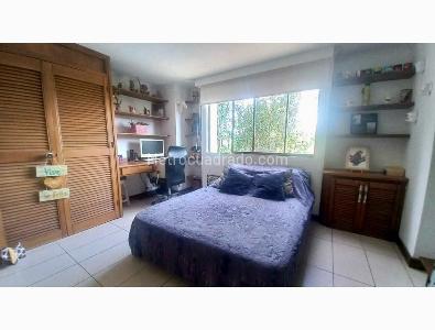 Apartamento en venta en El Poblado, Medellín · foto 8 de 20