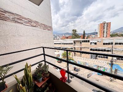 Apartamento en venta en Itagui, Itagüí · foto 3 de 15