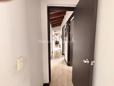 Apartamento en venta en Itagui, Itagüí · foto 9 de 15