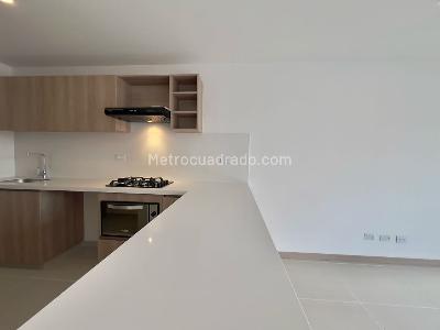 Apartamento de 2 alcobas en venta en Ciudad Del Rio, Medellín, 85 m² · foto 2 de 18