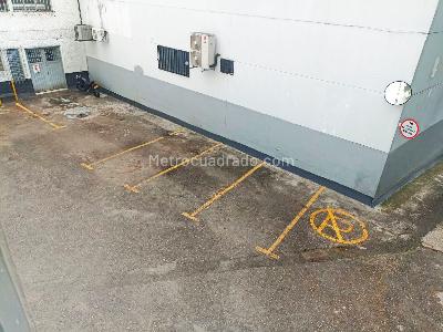 Apartamento de 4 alcobas en venta en El Poblado, Medellín, 180 m² · foto 15 de 15