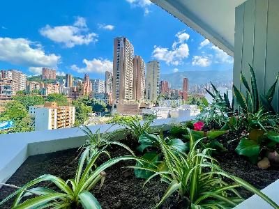 Apartamento de 4 alcobas en venta en El Poblado, Medellín, 180 m² · foto 4 de 15
