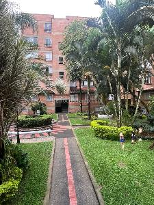 Apartamento de 4 alcobas en venta en Belen La Castellana, Medellín, 117 m² · foto 4 de 20