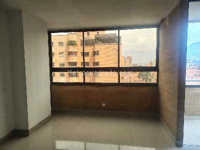 Apartaestudio en venta en Laureles, Medellín, 30 m² · foto 12 de 18