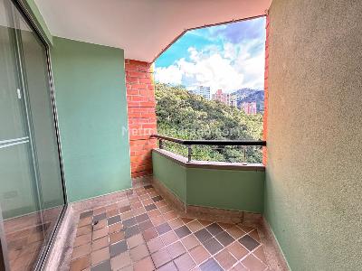 Apartamento de 3 alcobas en venta en Aves Maria, Sabaneta, 93 m² · foto 5 de 18