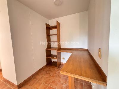 Apartamento de 3 alcobas en venta en Aves Maria, Sabaneta, 93 m² · foto 9 de 18