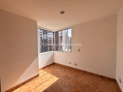 Apartamento de 3 alcobas en venta en Aves Maria, Sabaneta, 93 m² · foto 14 de 18