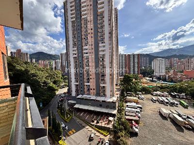 Apartamento de 3 alcobas en venta en Aves Maria, Sabaneta, 93 m² · foto 15 de 18