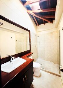Casa de 5 alcobas en venta en San Jose, Sabaneta, 286 m² · foto 15 de 20