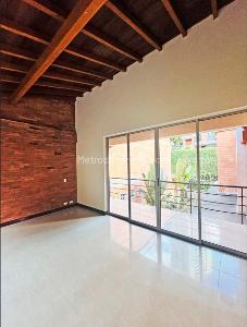 Casa de 5 alcobas en venta en San Jose, Sabaneta, 286 m² · foto 18 de 20