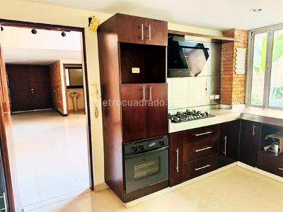 Casa de 5 alcobas en venta en San Jose, Sabaneta, 286 m² · foto 8 de 20
