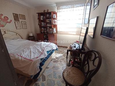 Apartamento de 4 alcobas en venta en Laureles, Medellín, 120 m² · foto 15 de 20