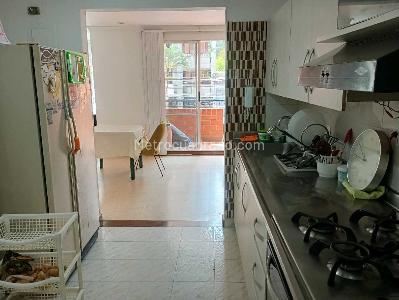 Apartamento de 3 alcobas en venta en Conquistadores, Medellín, 130 m² · foto 4 de 20