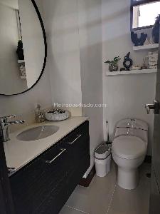 Apartamento de 4 alcobas en venta en Laureles, Medellín, 120 m² · foto 10 de 16