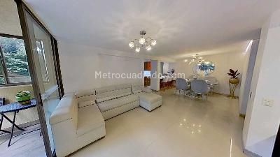 Apartamento de 3 alcobas en venta en Loma De Los Bernal, Medellín, 91 m² · foto 5 de 20