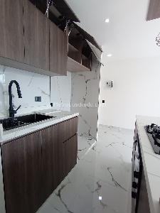 Apartamento en venta en Ditaires, Itagüí, 70 m² · foto 4 de 18
