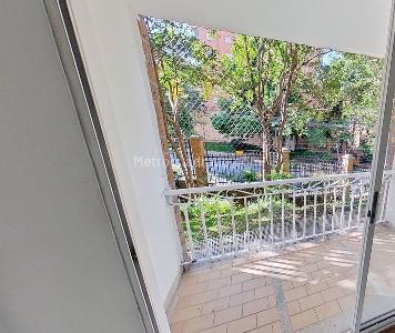 Apartamento de 3 alcobas en venta en El Poblado, Medellín, 82 m² · foto 3 de 18