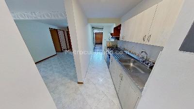 Apartamento de 3 alcobas en venta en El Poblado, Medellín, 82 m² · foto 4 de 18