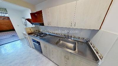 Apartamento de 3 alcobas en venta en El Poblado, Medellín, 82 m² · foto 6 de 18