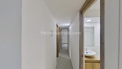 Apartamento de 3 alcobas en venta en Valerias, Bello, 75 m² · foto 10 de 19