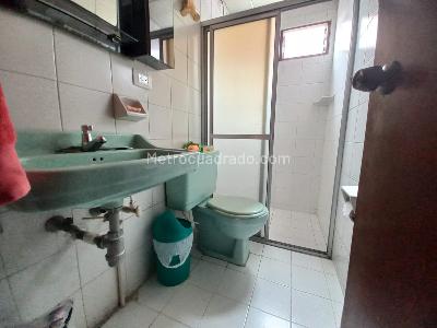 Casa de 5 alcobas en venta en La Castellana, Medellín, 173 m² · foto 9 de 20