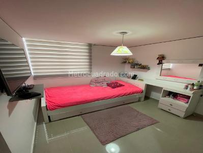Apartamento de 3 alcobas en venta en Niquia, Bello, 65 m² · foto 8 de 18
