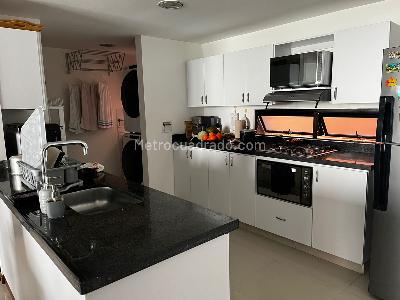 Apartamento en venta en Belen Malibu, Medellín · foto 2 de 20