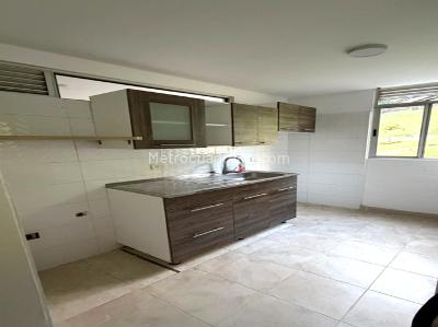 Apartamento en venta en Calasanz, Medellín · foto 6 de 10