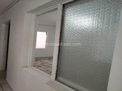 Casa de 3 alcobas en venta en Machado, Bello, 104 m² · foto 9 de 12
