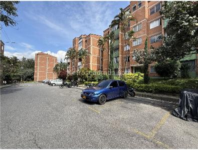 Apartamento en venta en Calasanz, Medellín · foto 13 de 19