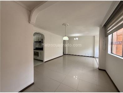 Apartamento en venta en Calasanz, Medellín · foto 4 de 19