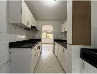 Apartamento en venta en Calasanz, Medellín · foto 5 de 19