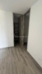 Apartamento de 2 alcobas en venta en Cabañas, Bello, 60 m² · foto 12 de 17