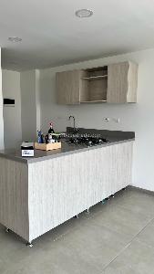 Apartamento de 2 alcobas en venta en Cabañas, Bello, 60 m² · foto 2 de 17