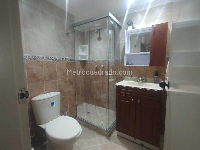 Apartamento de 3 alcobas en venta en Laureles, Medellín, 80 m² · foto 17 de 20
