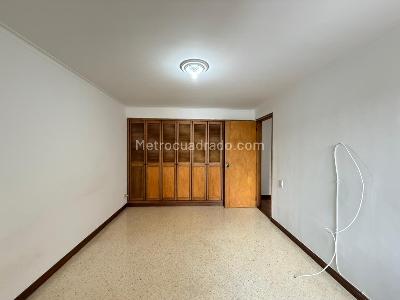 Apartamento en venta en Laureles, Medellín · foto 7 de 20