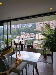 Apartamento en venta en El Poblado, Medellín · foto 4 de 20