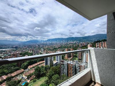 Apartamento en venta en La Cuenca, Envigado · foto 2 de 14