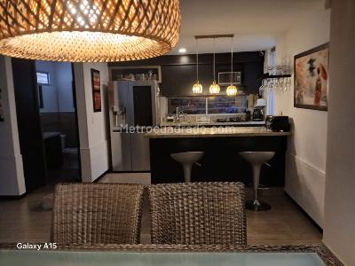 Casa de 2 alcobas en venta en Urbano, Rionegro, 220 m² · foto 2 de 16